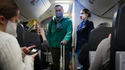 Алексей Навальный - В мои планы не входит вешаться: Навальный написал письмо из СИЗО - 24tv.ua
