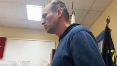Алексей Навальный - Навальный: в мои планы не входит вешаться на оконной решетке и резать себе вены - ru.espreso.tv - Москва - Россия