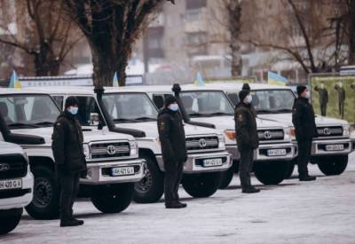 Николай Балан - Славянский полк НГУ получил новые внедорожники - lenta.ua - Славянск - Донбасс
