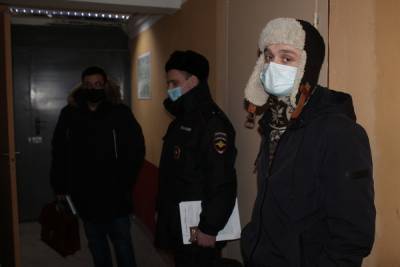 Алексей Навальный - Андрей Боровиков - Четыре сторонника Навального проведут как минимум одну ночь в полиции - arh.mk.ru - Архангельск