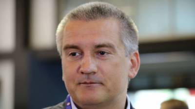 Сергей Аксенов - Аксенов призвал молодежь оградиться от участия в незаконных акциях - polit.info - Крым