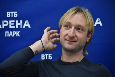 Евгений Плющенко - Плющенко: "Академия нуждается в финансировании. На костюм спортсмена федерация даёт 60 тысяч, а нужно 200-250 тысяч рублей" - sport.ru