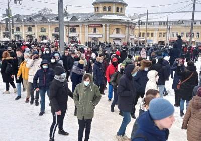 Алексей Навальный - На акцию протеста в Рязани собрались от двух до трех тысяч человек - ya62.ru - Рязань