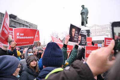 Алексей Навальный - Илья Яшин - Юлий Навальный - В митинге в поддержку Навального в Москве участвуют порядка 15 тыс. человек - znak.com - Москва - район Красносельский, Москва