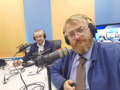 Виталий Милонов - В Санкт-Петербурге во время пожара в храме сгорел кабинет Виталия Милонова - actualnews.org - Санкт-Петербург