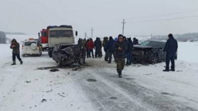 Жуткая авария в Сабинском районе Татарстана, погибли двое взрослых и маленький ребенок - usedcars.ru - респ. Татарстан