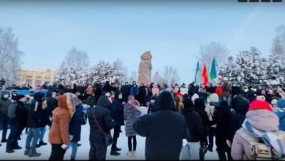 Алексей Навальный - Протестная акция в Сыктывкаре обошлась без автозаков - dp.ru - Сыктывкар