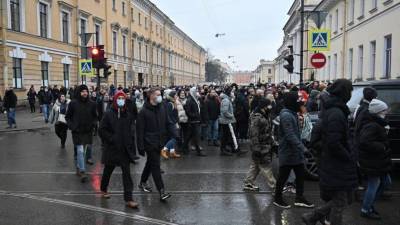 Юлия Иванова - СК возбудил уголовные дела по факту нападения на полицейских на митингах - newinform.com - Москва