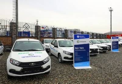 Сколько легковых автомобилей купили юрлица в 2020 году? - autostat.ru