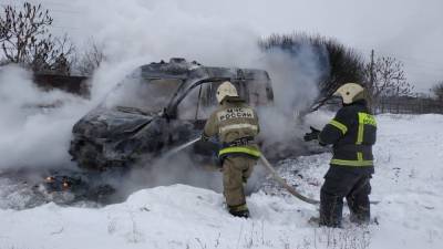 Александр Попов - Карета "скорой помощи" сгорела в Липецкой области (фото) - lipetskmedia.ru - Липецкая обл.