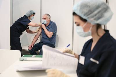В правительстве озвучили планы по вакцинации 20 миллионов россиян до конца марта - tvc.ru - Краснодар