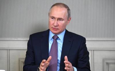 Дмитрий Песков - Путин - В Кремле заявили о высоком уровне доверия россиян к Путину - newinform.com - Хабаровск - Владивосток - Россияне