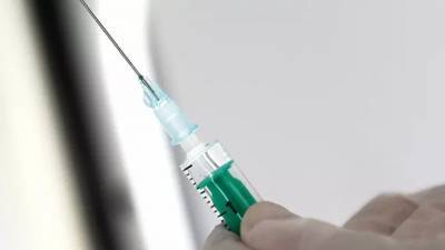 Даниил Щепеляев - Эксперт дал рекомендации по вакцинации от COVID-19 - russian.rt.com
