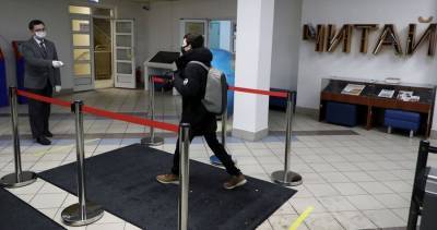 В Роспотребнадзоре рассказали о ситуации с коронавирусом в школах после каникул - m24.ru