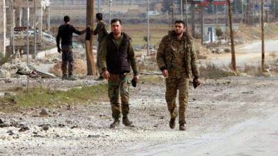 Трое сирийских военных погибли при обстреле автобуса боевиками - russian.rt.com - Сирия - Пальмира