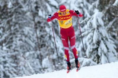 Александр Большунов - Российский лыжник ударил соперника палкой и сбил с ног на финише гонки - sport.bigmir.net