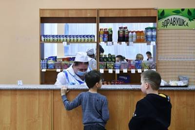 Роспотребнадзор оценил ситуацию по COVID-19 и гриппу в школах после каникул - lenta.ru