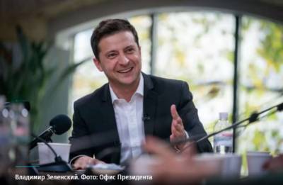 Владимир Зеленский - Петр Порошенко - Президент Украины Зеленский отмечает День рождения - lenta.ua - Кривой Рог - Днепропетровская обл.