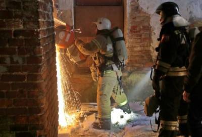 Спасли четверых. В МЧС рассказали подробности вечернего пожара в Смоленске - rabochy-put.ru - Смоленск - Смоленская обл.