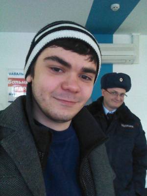Глава штаба Навального в Костроме заявил, что его похитили и увезли в суд - znak.com - Кострома