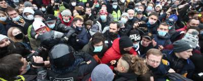 Алексей Навальный - В Москве возбудили дело из-за нарушения санитарных правил на митинге - runews24.ru - Москва