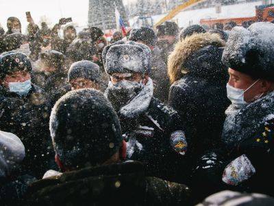 Лилия Чанышева - В Уфе задержания активистов до митинга не остановили многотысячный протест - kasparov.ru - Башкирия - Уфа