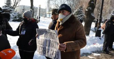 Штурм горсовета, блокирование трассы и поздравления президенту: в регионах Украины протестуют против повышения тарифов - tsn.ua - Киев - Тариф