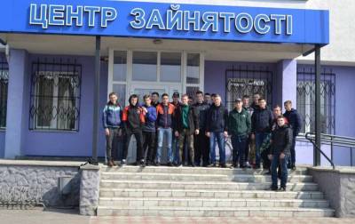 Уровень официальной безработицы в Украине за год вырос на треть - rbc.ua