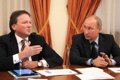 Владимир Путин - Борис Титов - Титов согласился взять Путина на работу в винодельню - mk.ru