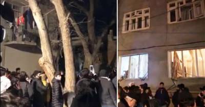 Взрыв прогремел в жилом доме в Баку, под завалами могут быть люди - ren.tv - Баку