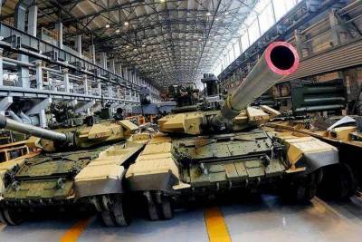 Михаил Мишустин - Российские оборонные предприятия решили вытягивать из кризиса дешевыми кредитами - lenta.ua - Россия