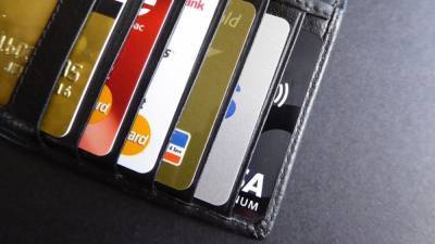 Дмитрий Ферапонтов - Специалист перечислил основные ошибки держателей банковских карт - politros.com
