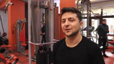 Владимир Зеленский - «Изменник!» – Зеленскму досталось за пользование гантелями российского производства - newdaynews.ru - Симферополь