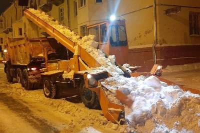 В Йошкар-Оле усилена работа по уборке снега с улиц - mk.ru - респ. Марий Эл - Йошкар-Олы
