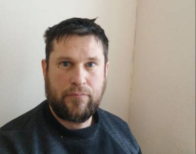 Алексей Навальный - Сергей Егоров - Активист из Миасса получил шесть суток ареста за акцию в поддержку Навального - znak.com - Челябинск