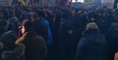Геннадий Кернес - "Необходимо убрать": на Харьковщине разгорелся скандал из-за панно времен СССР, фото - kharkov.politeka.net - Харьков