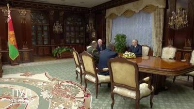 Александр Лукашенко - Александр Вольфович - Лукашенко заявил о попытка "шатать и раскачивать" Белоруссию - delovoe.tv - Белоруссия
