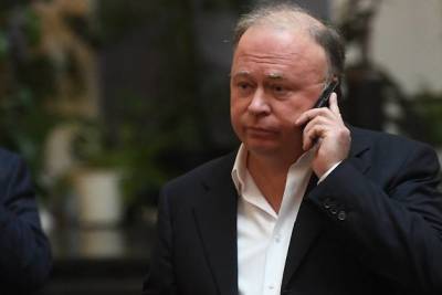 Журналист Караулов вместо ответа про диалог с Шангиной сказал, что Осипов плохо закончит - chita.ru - Чита