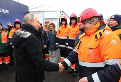 Владимир Путин - Андрей Воробьев - Никаких пробок на пути в Петербург и Ленобласть: Владимир Путин открыл транспортную развязку в Химках - online47.ru - Ленинградская обл. - Санкт-Петербург - Московская обл.