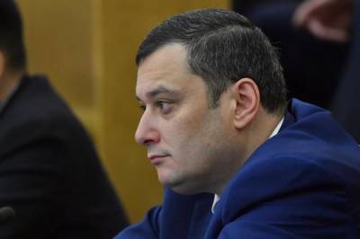 Александр Хинштейн - Навальный - Александр Хинштейн отозвал запросы на сотрудника полиции, ударившего женщину ногой - argumenti.ru - Санкт-Петербург