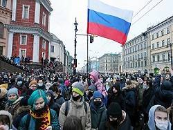 Дмитрий Песков - Протесты власть ничему не научили, ответом на них будут репрессии - newsland.com