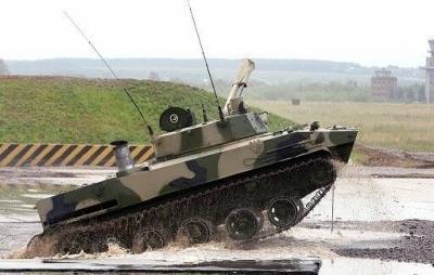 МО РФ опубликовало кадры десантирования боевых машин БМД-4 под Костромой - newinform.com - Белоруссия - Кострома