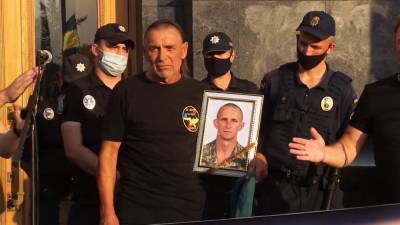 Отец погибшего на Донбассе Ярослава Журавля обвинил Хомчака во лжи: детали - 24tv.ua - Киев - Новости