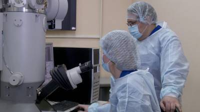 Заболеваемость снижается: в РФ набирает темп вакцинация от COVID-19 - vesti.ru - Новосибирск - Белоруссия