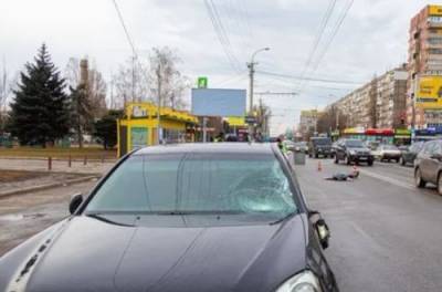 В День ее рождения: в Днепре Lexus насмерть сбил женщину. ВИДЕО - from-ua.com - Украина