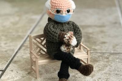 Берни Сандерс - Джо Байден - На аукционе продали вязаную куклу Берни Сандерса за более 20 тысяч долларов - zik.ua - США - Техас - штат Вермонт