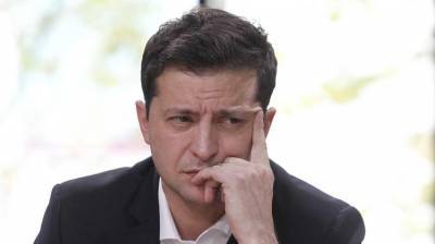 Владимир Зеленский - Петр Порошенко - Рейтинг Зеленского рекордно обвалился - newzfeed.ru - Киев