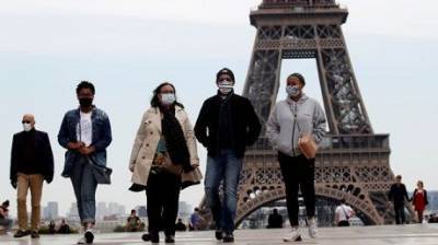 Эммануэль Макрон - Во Франции - Во Франции растет число заболевших COVID-19, — Reuters - enovosty.com