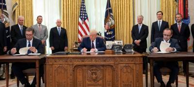 Дональд Трамп - Александр Вучич - Олег Бондаренко - Джо Байден - У Вучича получается быть на равных с ведущими странами мира... - politnavigator.net - США - Сербия