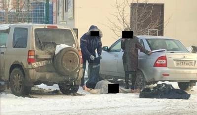 В Тюмени на улице Федюнинского из авто вытащили труп мужчины - nashgorod.ru - Тюмень - Тюменская обл.